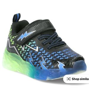 Athletic Works Little Big Boys Sz 13 Lightning Bolt Light Up Play Sneakers Shoes
